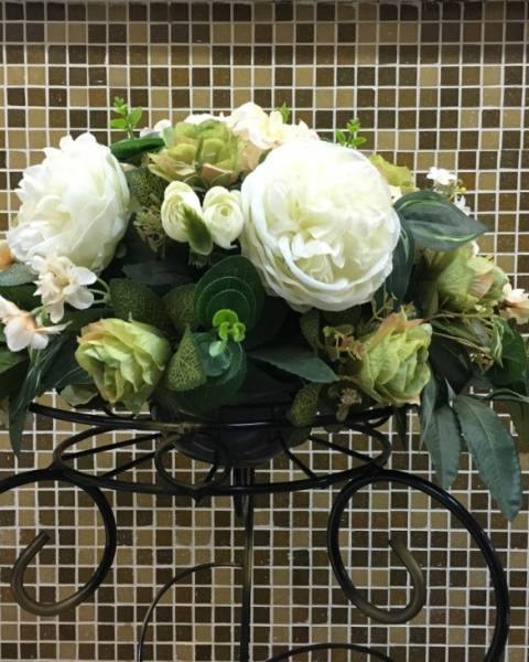 Искусственная композиция «Авангард»